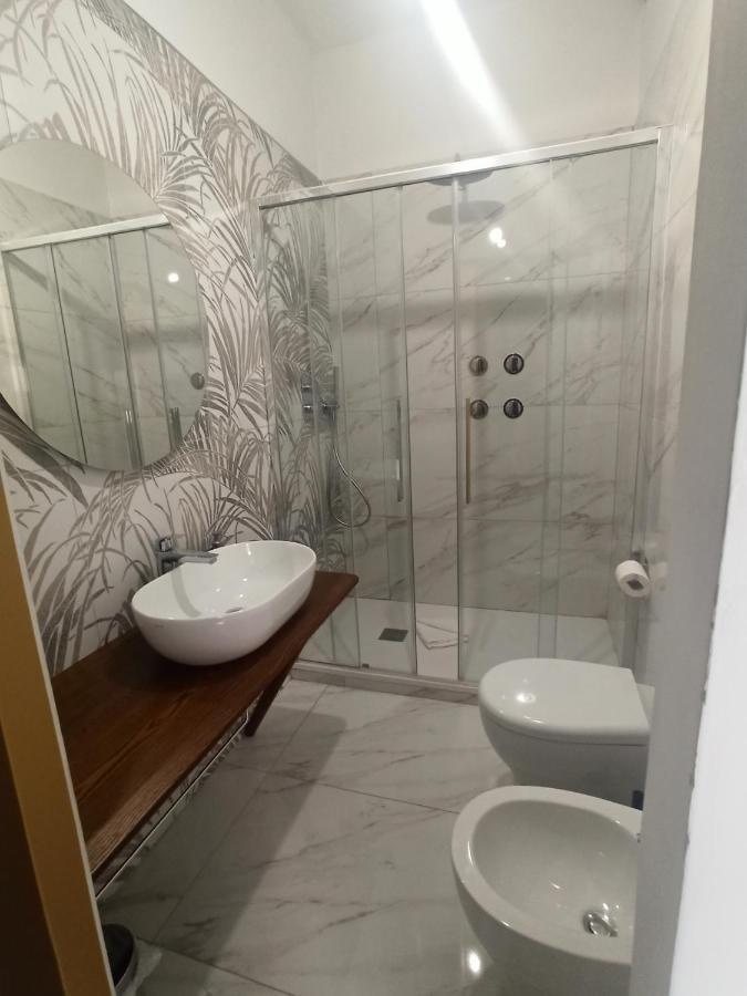 B&B Suite And Rooms San Giovanni Рим Екстер'єр фото