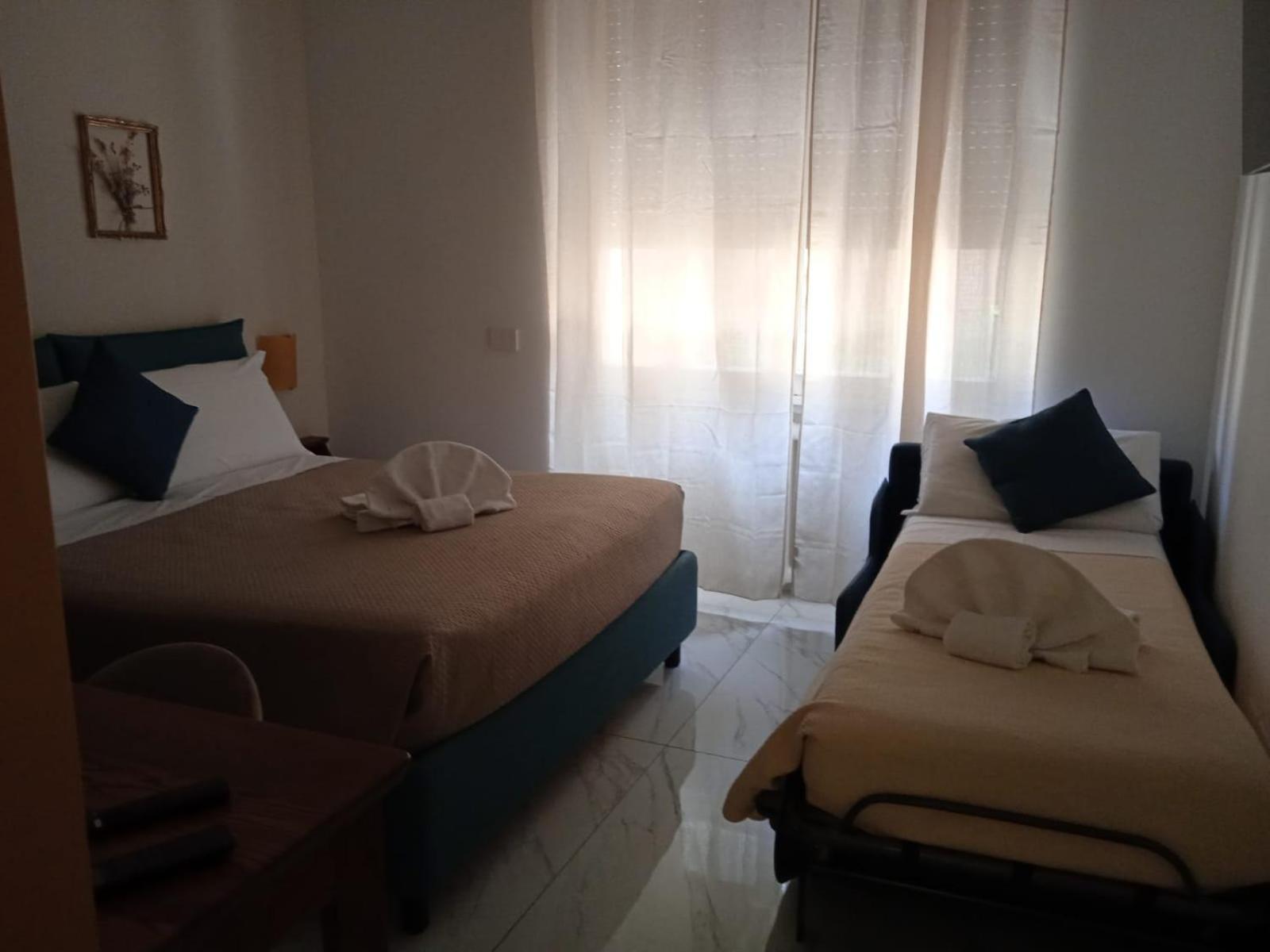 B&B Suite And Rooms San Giovanni Рим Екстер'єр фото